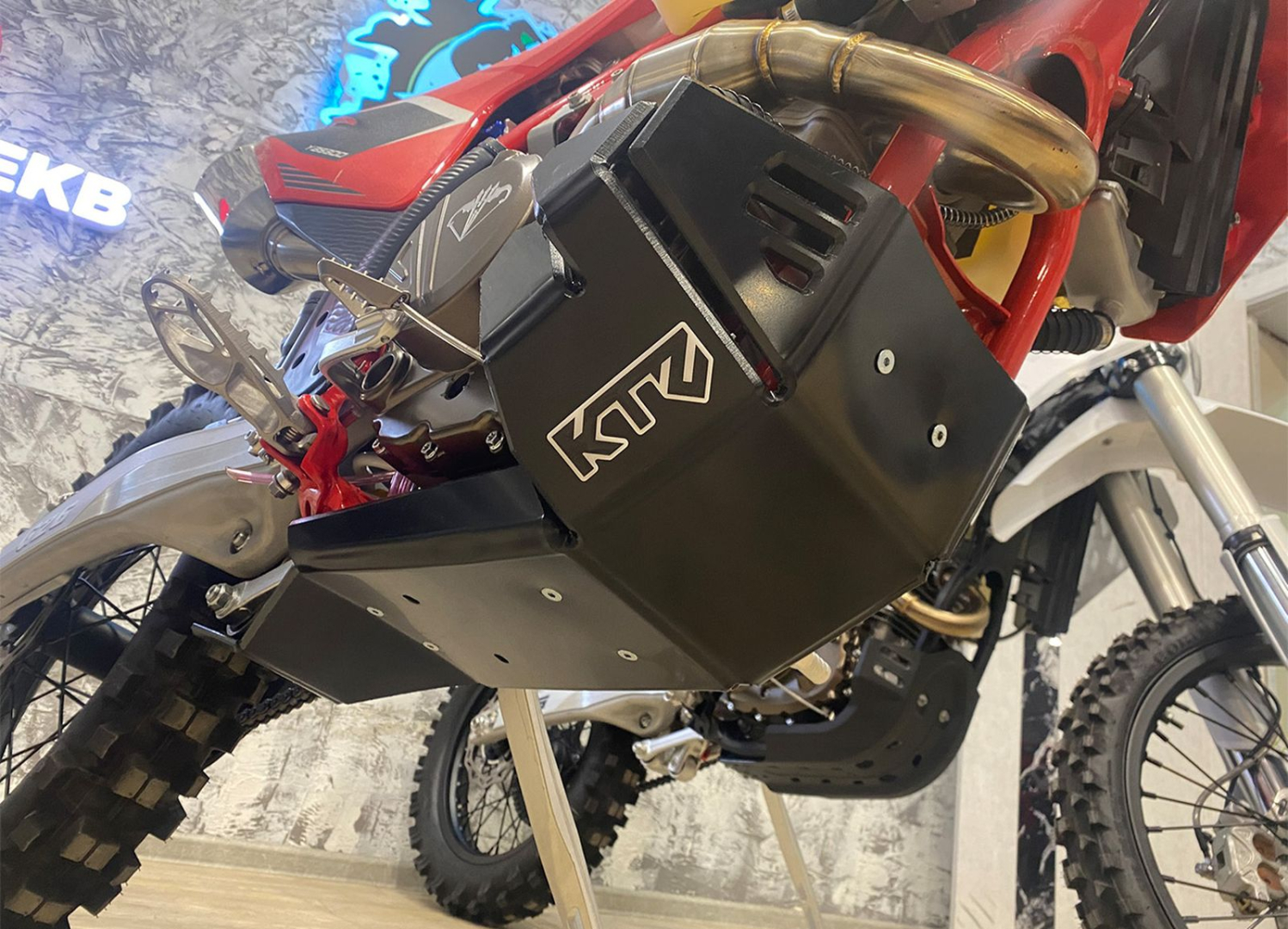 Купить защита двигателя ktz мотоцикла xgz g26 ybs300 (4t lх176мn) 2024 по цене 5 500 р.. Низкие цены. Большой выбор. Доставка по всей России. Интернет-магазин в Москве. Только положительные отзывы!
