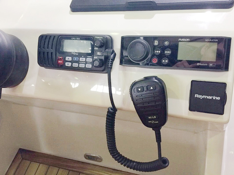 Купить радиостанция navcom cpc-300 для судов рко (ррр) по цене 46 920 р. Низкие цены. Большой выбор. Доставка по всей России. Интернет-магазин в Москве. Только положительные отзывы!