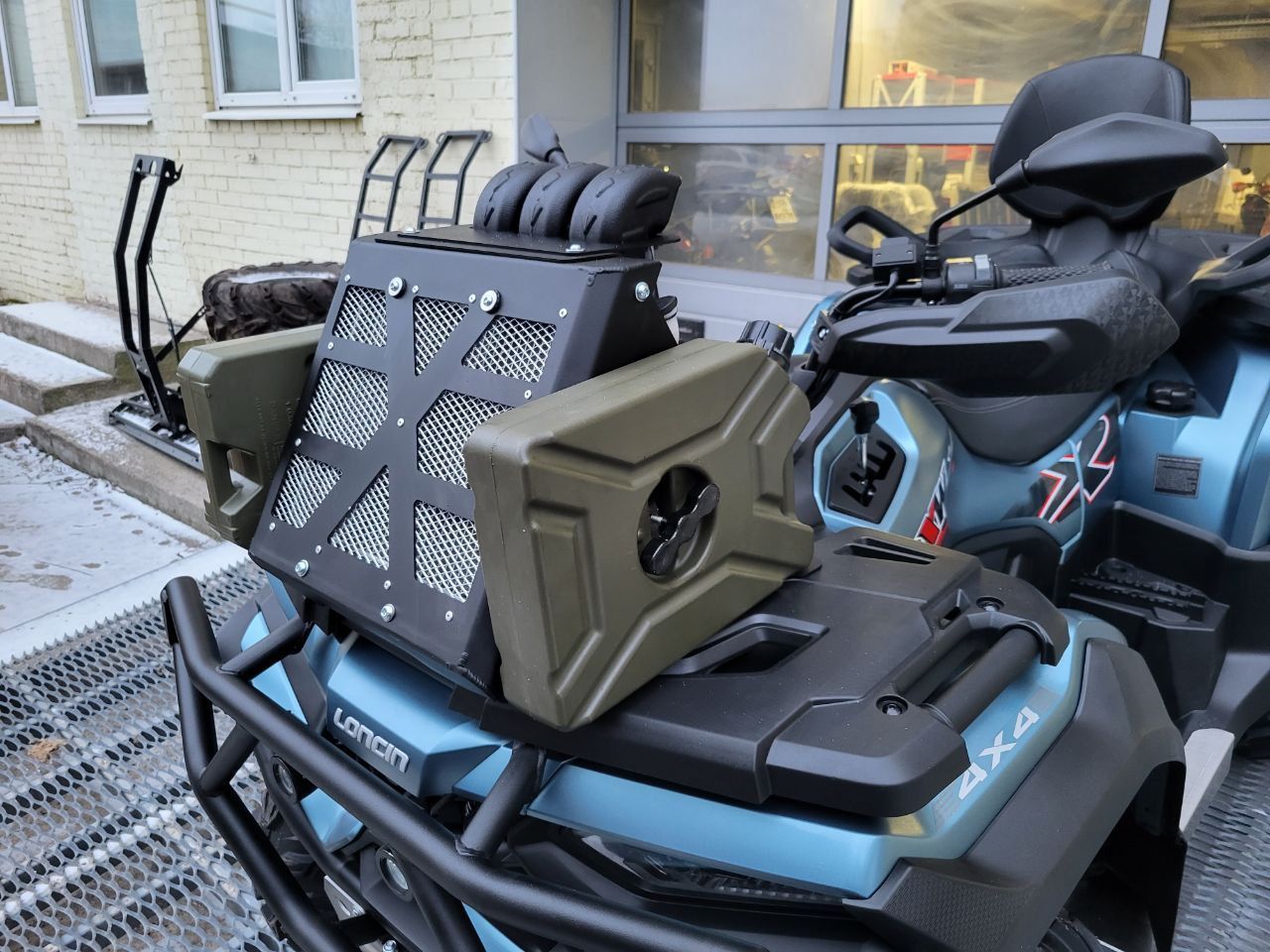 Купить вынос радиатора loncin xwolf700l по цене 9 520 р.. Низкие цены. Большой выбор. Доставка по всей России.  Интернет-магазин в Москве. Только положительные отзывы!