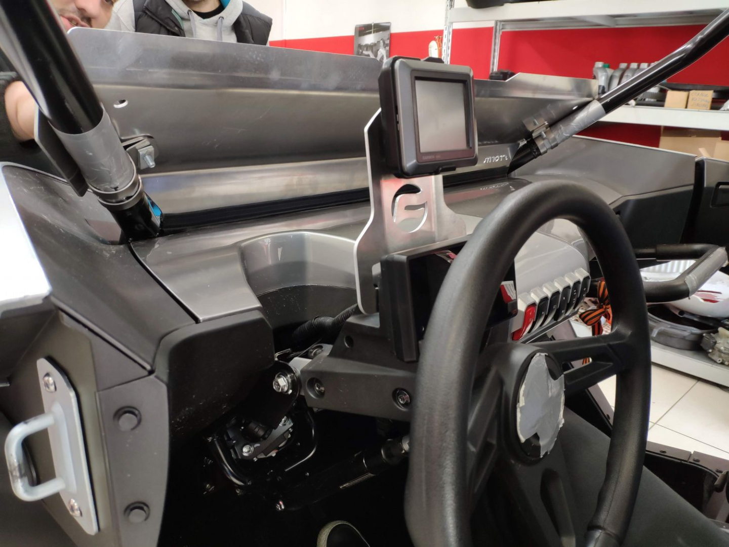 Купить кронштейн навигатора цф z force 1000 sport по цене . Низкие цены. Большой выбор. Доставка по всей России.  Интернет-магазин в Москве. Только положительные отзывы!