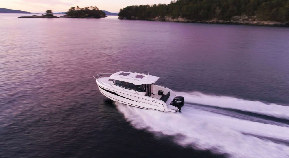 Купить катер parker 790 explorer с мотором 300 по цене . Низкие цены. Большой выбор. Доставка по всей России. Интернет-магазин в Москве. Только положительные отзывы!