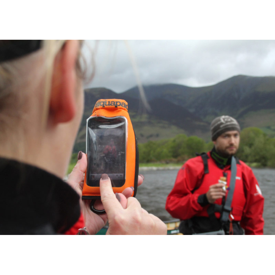Купить aquapac 034 - mini stormproof phone case orange по цене  Низкие цены. Большой выбор. Доставка по всей России. Интернет-магазин в Москве. Только положительные отзывы!