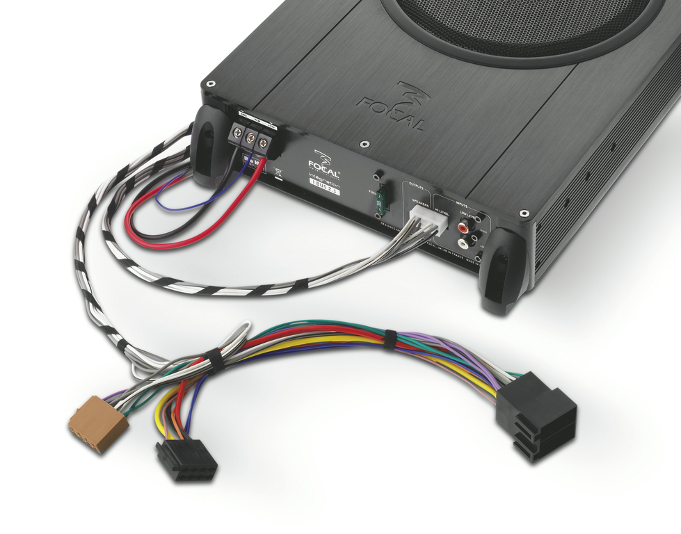 Автомобильный корпусной активный сабвуфер 8” (20 см) FOCAL iBus2.1