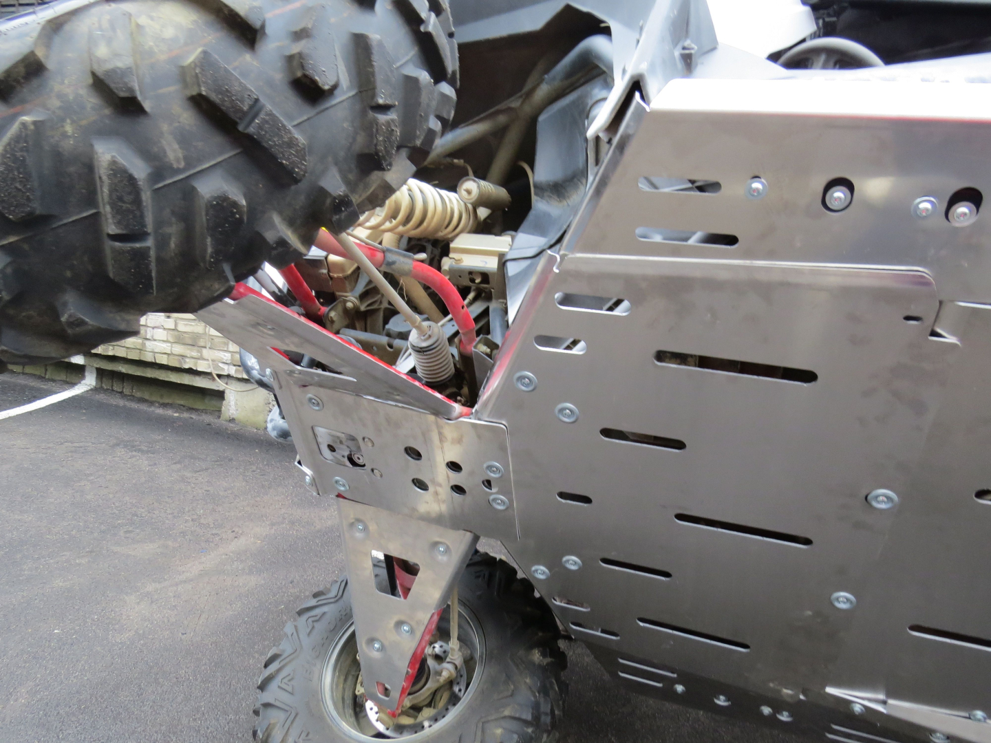 Купить защита днища polaris rzr 1000 2013-15 по цене 44 460 р.. Низкие цены. Большой выбор. Доставка по всей России.  Интернет-магазин в Москве. Только положительные отзывы!