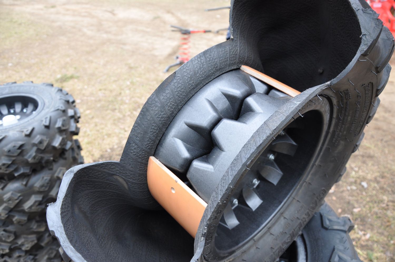 Пластиковый диск с двойным бедлоком 4x137 Can-Am BRP Honda для квадроцикла по низкой цене в Москве. Можете купить недорого и в наличии!Всего 6 783 р.