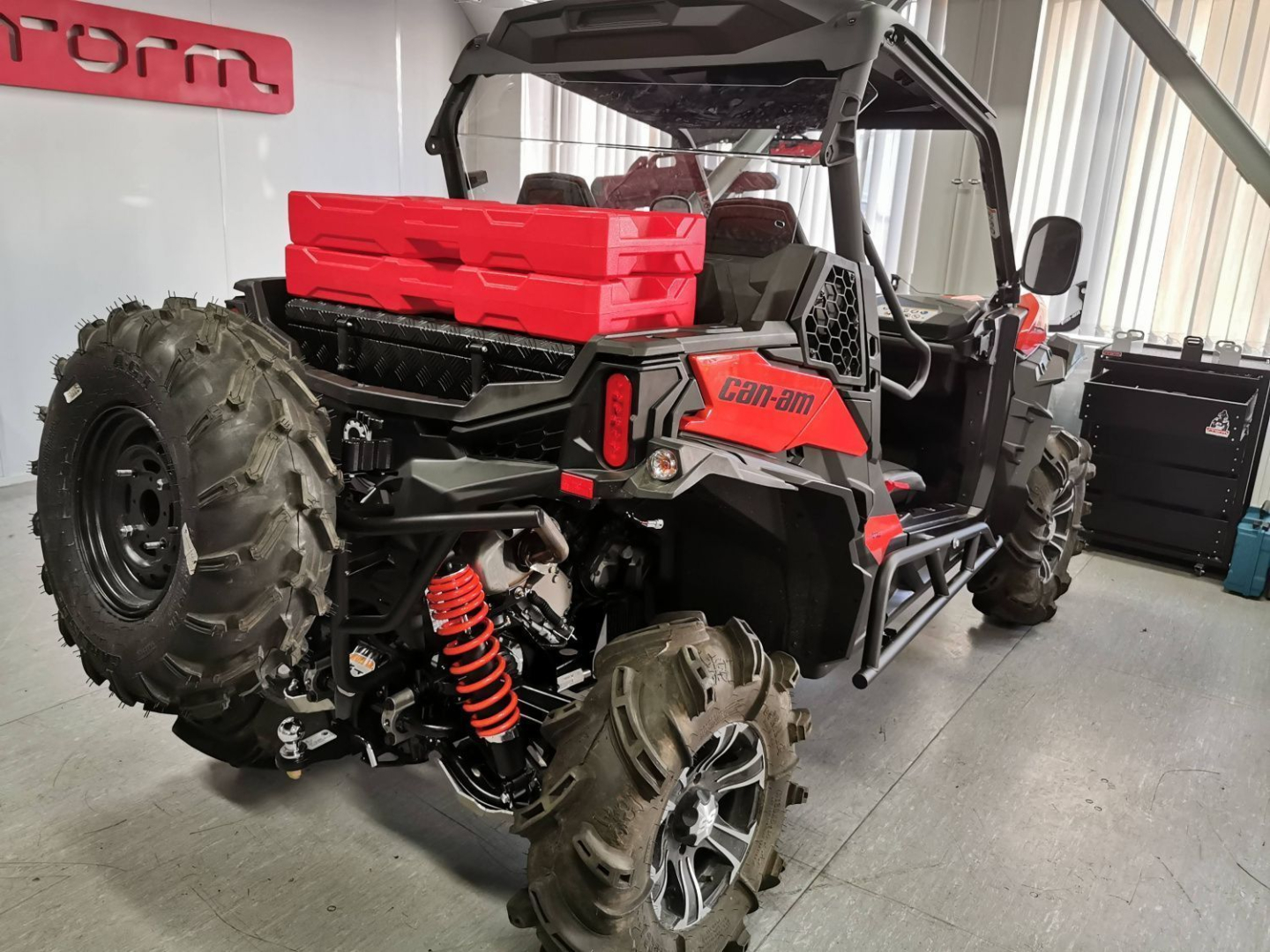 Купить крепление для запасного колеса polaris rzr xp turbo s 2018 по цене 6 545 р.. Низкие цены. Большой выбор. Доставка по всей России.  Интернет-магазин в Москве. Только положительные отзывы!