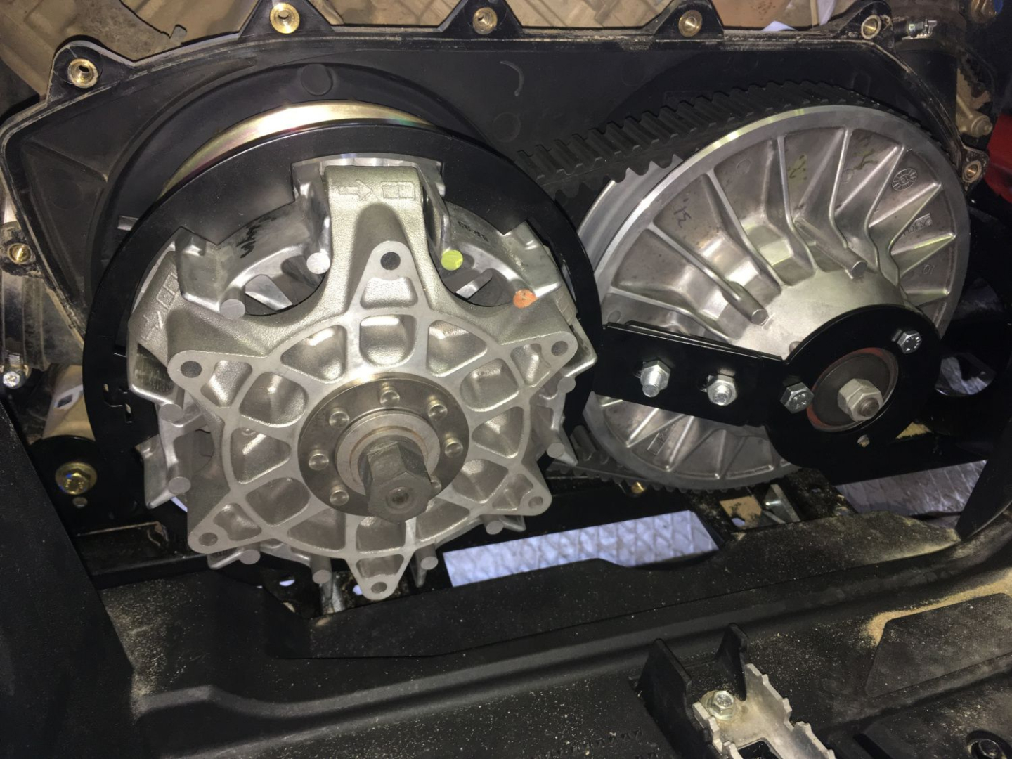 Купить съёмник вариатора can-am brp по цене 3 870 р.. Низкие цены. Большой выбор. Доставка по всей России.  Интернет-магазин в Москве. Только положительные отзывы!