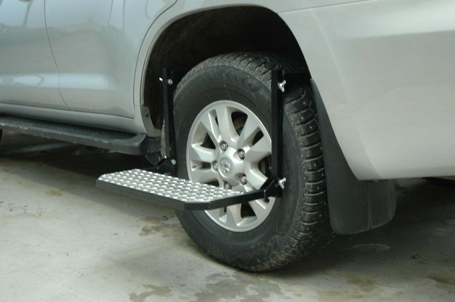 Подножка на колесо Off-Road