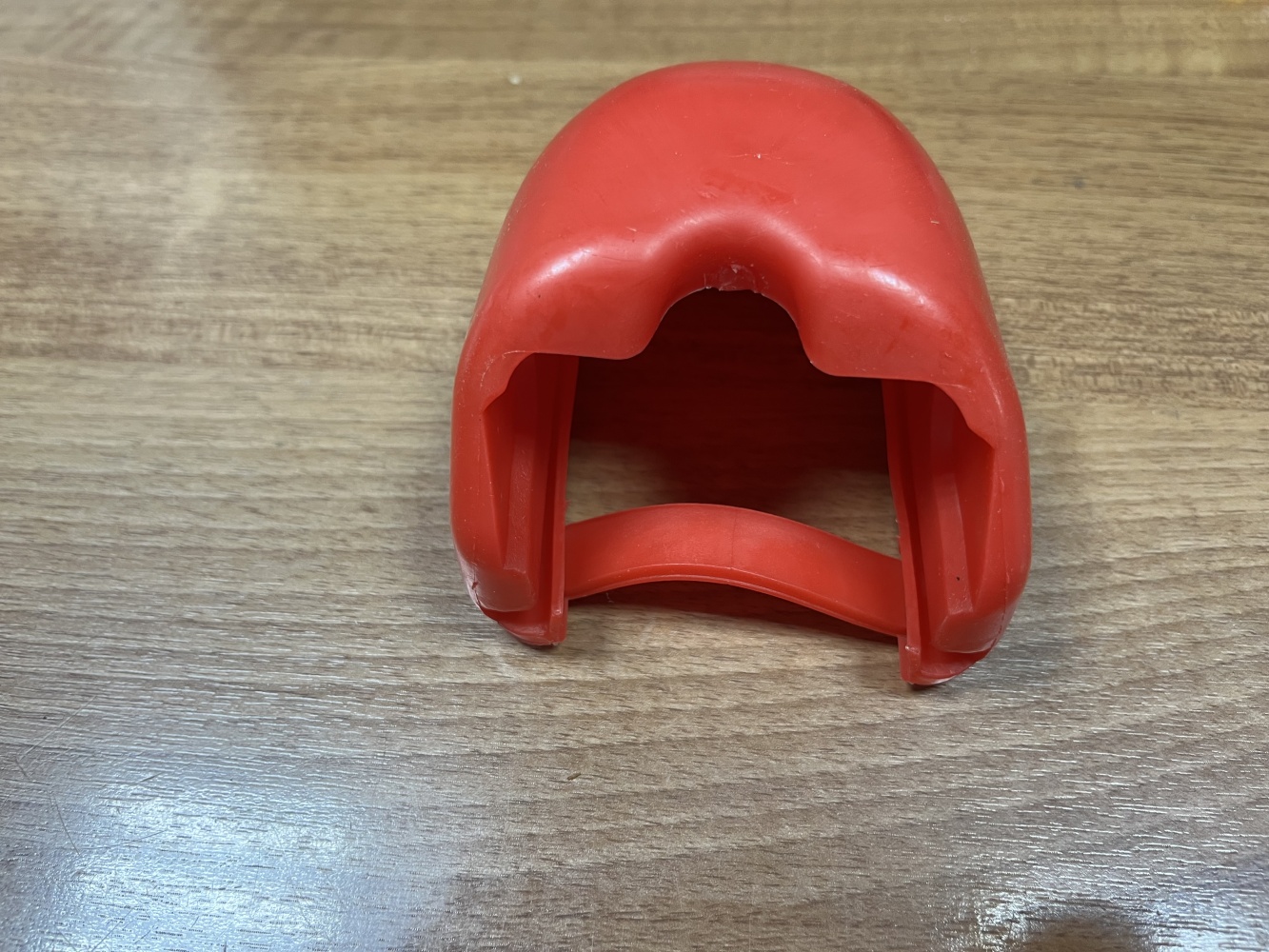 Купить накладка сцепную головку прицепную защитная красная по цене 750 р.. Низкие цены. Большой выбор. Доставка по всей России. Интернет-магазин в Москве. Только положительные отзывы!