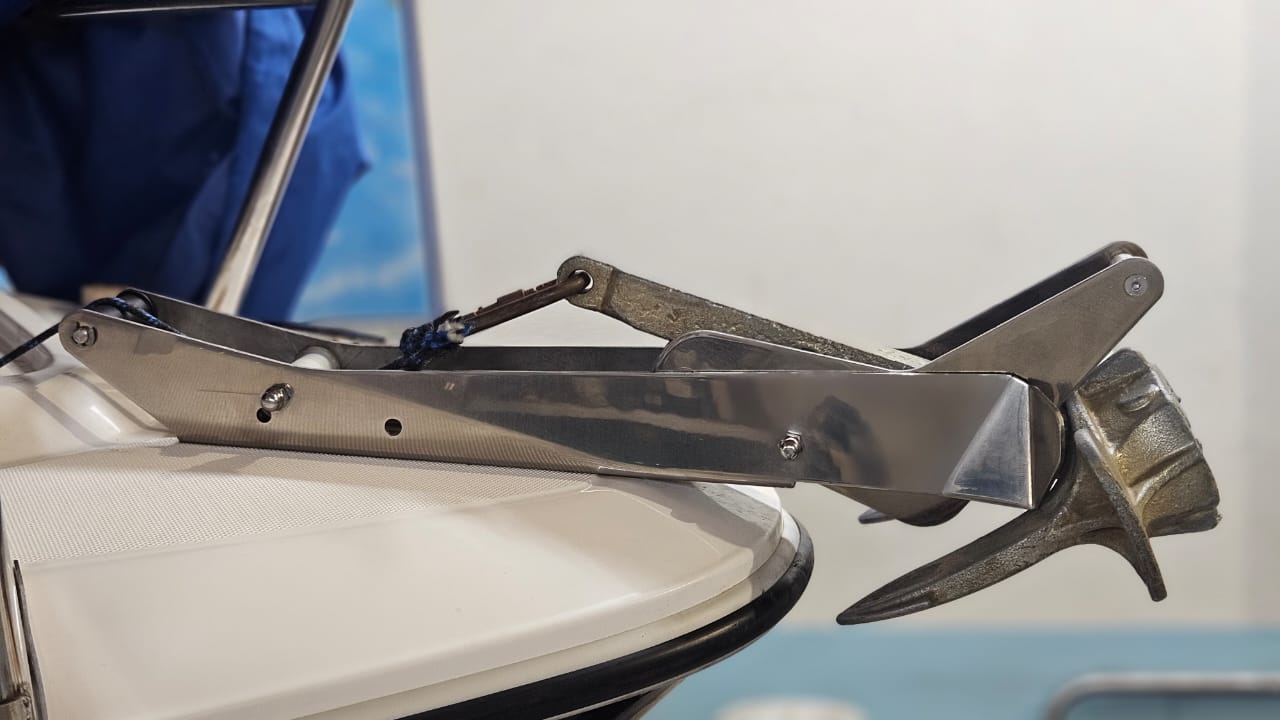 Купить роульс якорный нержавеющий спэв феникс 560 по цене 17 000 р. Низкие цены. Большой выбор. Доставка по всей России. Интернет-магазин в Москве. Только положительные отзывы!