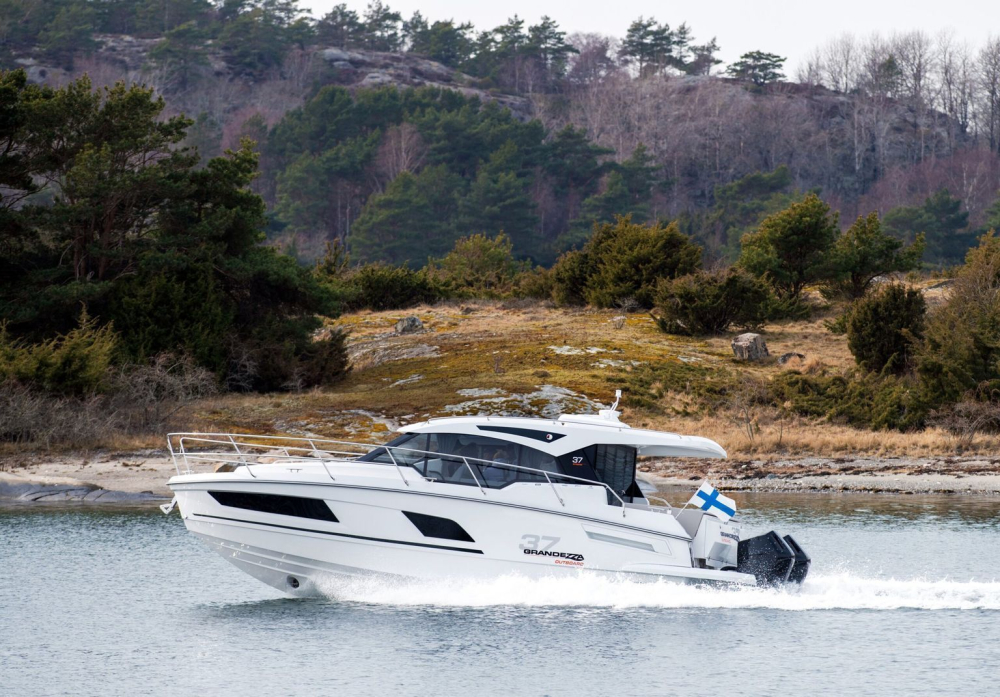 Купить катер grandezza 37 outboard по цене . Низкие цены. Большой выбор. Доставка по всей России. Интернет-магазин в Москве. Только положительные отзывы!