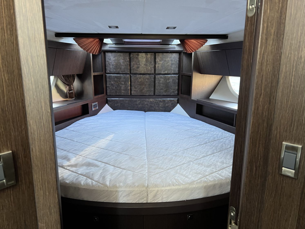 Купить катер galeon 390 htc по цене . Низкие цены. Большой выбор. Доставка по всей России. Интернет-магазин в Москве. Только положительные отзывы!