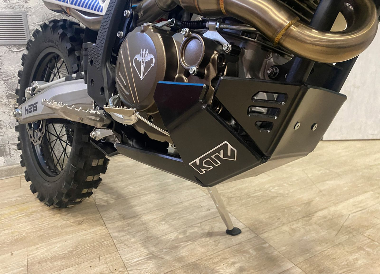 Купить защита двигателя ktz мотоцикла xgz h26 yb300h (4t lх176fмn) по цене 5 500.00 р.. Низкие цены. Большой выбор. Доставка по всей России. Интернет-магазин в Москве. Только положительные отзывы!