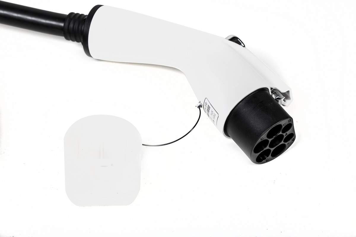 Соединитель зарядных станций Тип GB/T, 3 фазы, 32А, 480В (EVC3.WC.3.323P) Rival