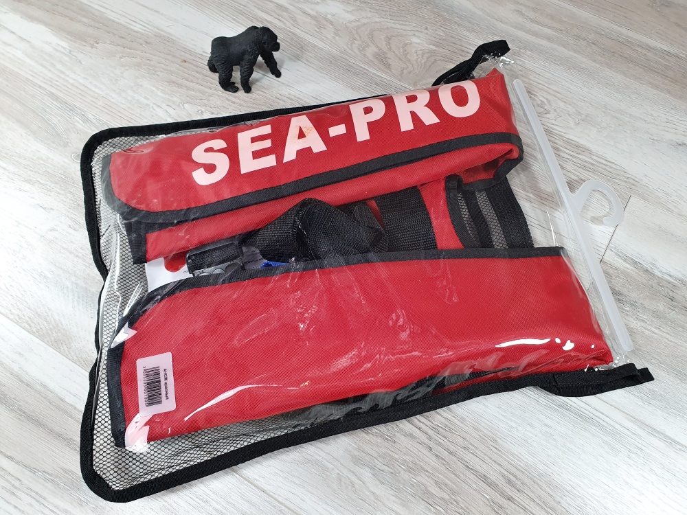 Купить автоматический спасательный жилет sea-pro (красный) по цене 4 500 р. Низкие цены. Большой выбор. Доставка по всей России. Интернет-магазин в Москве. Только положительные отзывы!