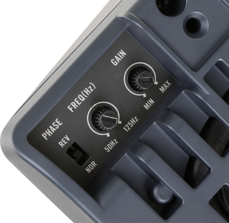 Автомобильный корпусной активный сабвуфер 7*3"(170 * 80 мм) PIONEER TS-WX010A