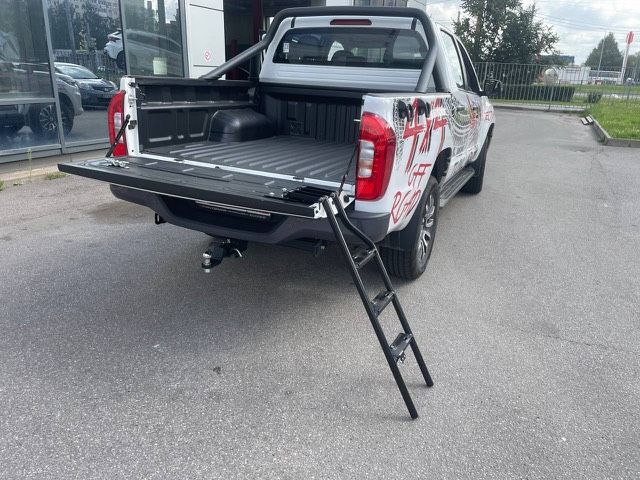 Лестница на кузов пикапа универсальная