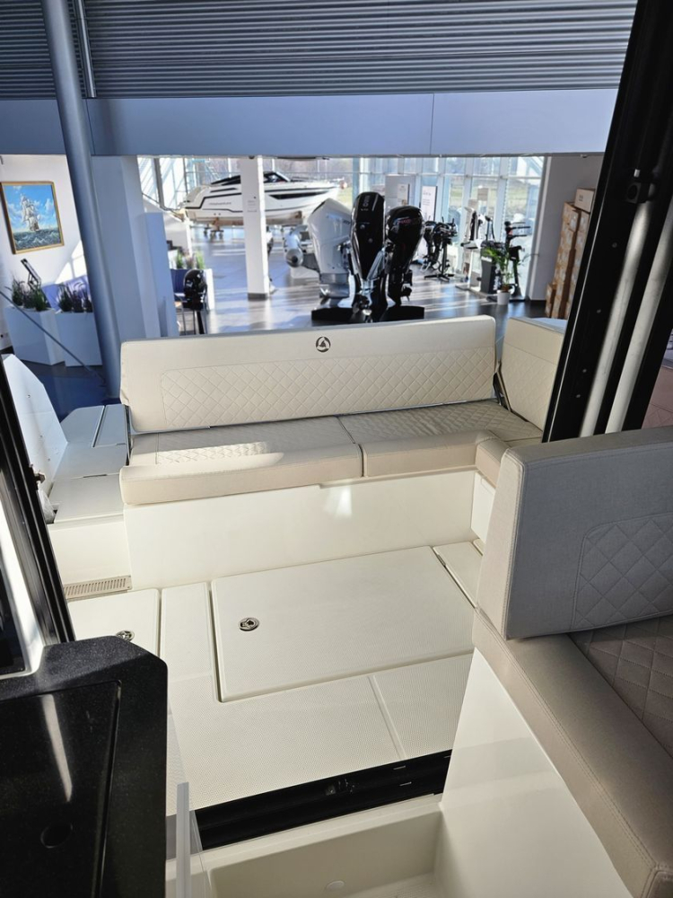 Купить катер parker 790 explorer с мотором 300 по цене . Низкие цены. Большой выбор. Доставка по всей России. Интернет-магазин в Москве. Только положительные отзывы!