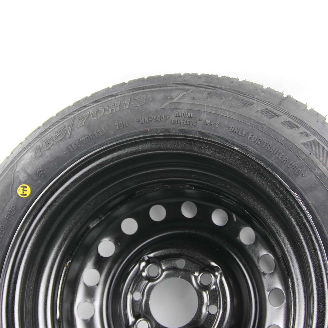 Купить колесо прицепа 165/70r13 кама нк-244 79n с диском trebl 42b29c 5x13 4x98 et29 d60.1 silver по цене 4 900 р.. Низкие цены. Большой выбор. Доставка по всей России. Интернет-магазин в Москве. Только положительные отзывы!