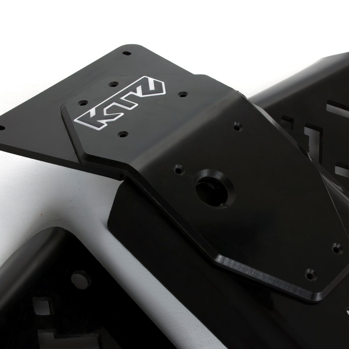 Купить пластиковая защита днища brp can am g2 renegade x mr 2019-2022 20.14 ktz по цене 29 800 р.. Низкие цены. Большой выбор. Доставка по всей России.  Интернет-магазин в Москве. Только положительные отзывы!