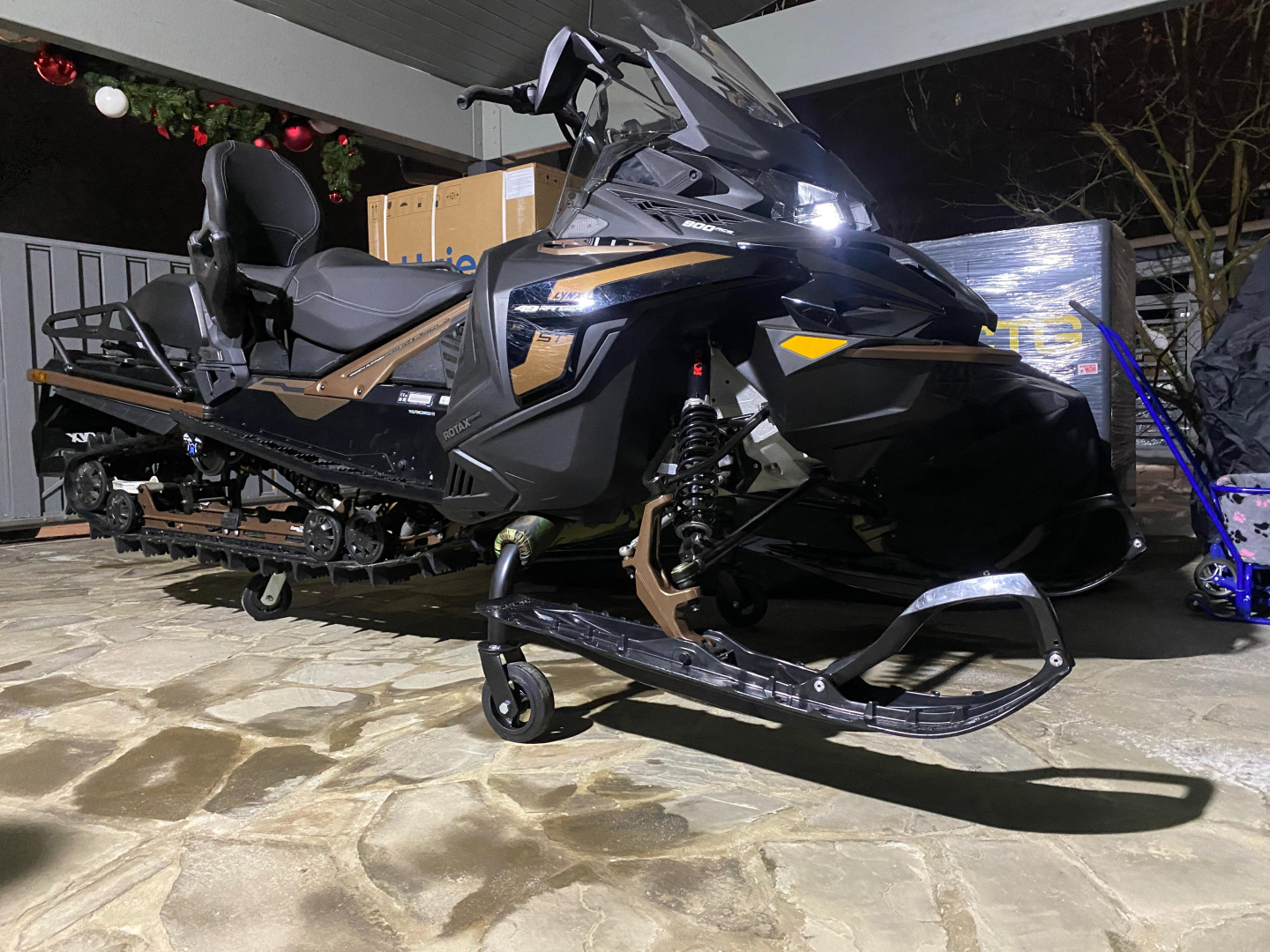 Купить подкат для cнегoxoда универсальный уcиленный по цене 22 000 р.. Низкие цены. Большой выбор. Доставка по всей России. Интернет-магазин в Москве. Только положительные отзывы!