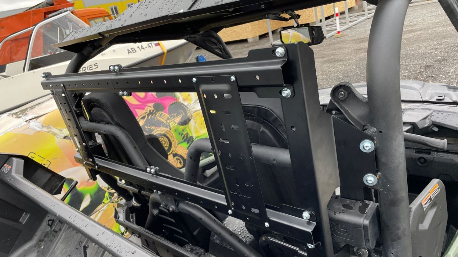 Купить органайзер yamaha wolverine rmax2 по цене 19 040 р.. Низкие цены. Большой выбор. Доставка по всей России.  Интернет-магазин в Москве. Только положительные отзывы!