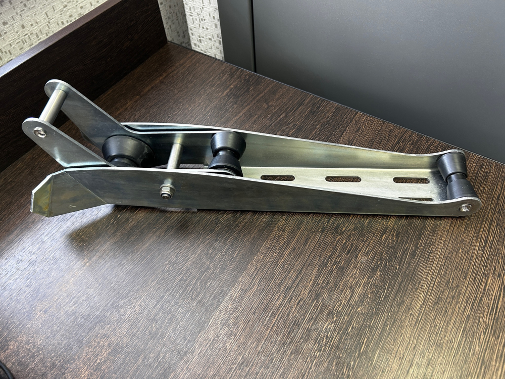 Купить роульс якорный практик с коромыслом s для скрытого монтажа лебедки (оцинкованный) по цене 5 900 р. Низкие цены. Большой выбор. Доставка по всей России. Интернет-магазин в Москве. Только положительные отзывы!