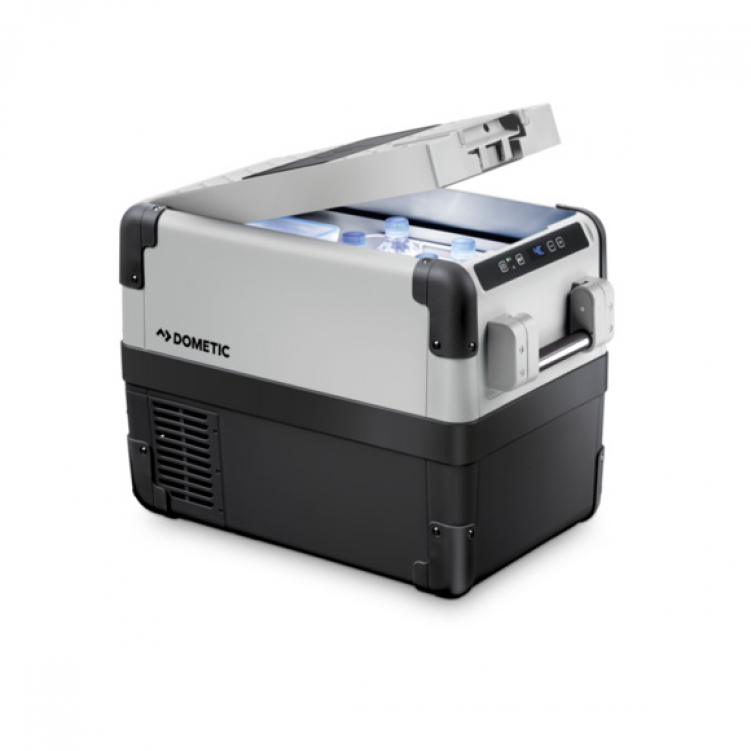 Купить холодильник coolfreeze cfx-40 (38 литров) по цене  Низкие цены. Большой выбор. Доставка по всей России. Интернет-магазин в Москве. Только положительные отзывы!