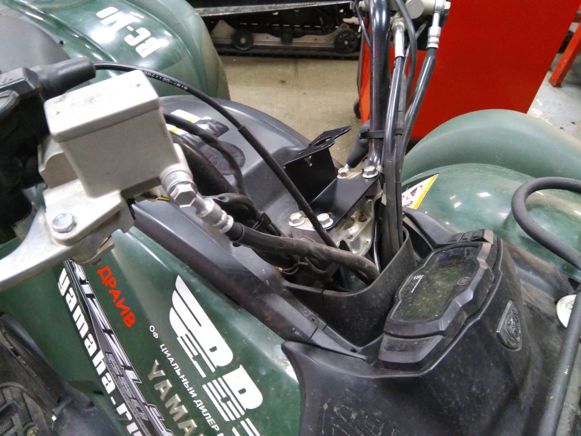 Купить кронштейн навигатора yamaha grizzly 550/700 по цене 2 580 р.. Низкие цены. Большой выбор. Доставка по всей России.  Интернет-магазин в Москве. Только положительные отзывы!