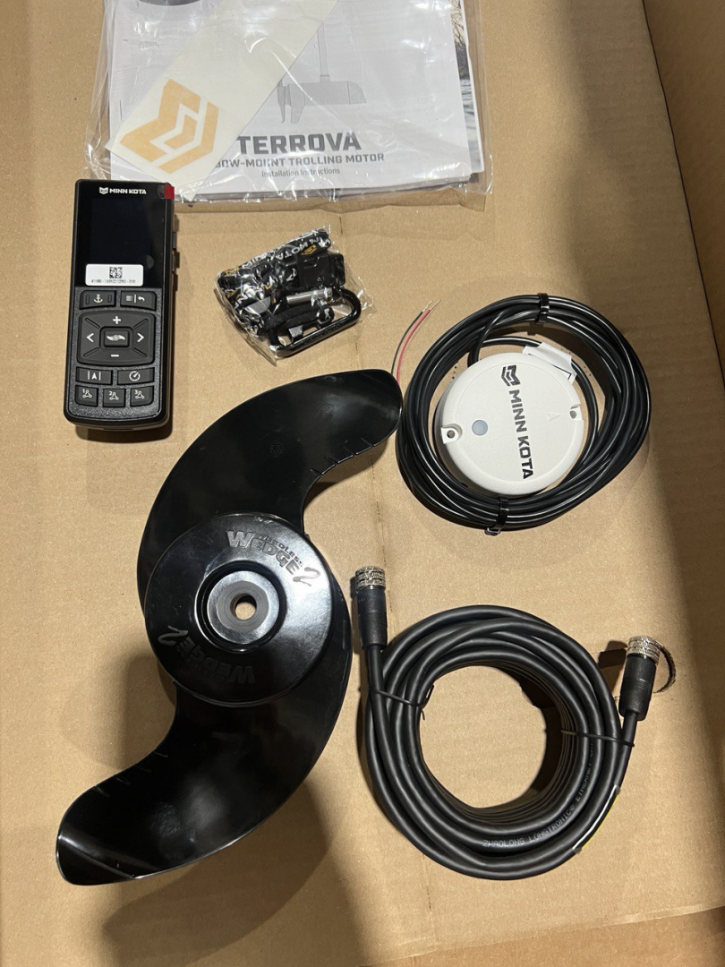 Купить лодочный мотор электрический minn kota terrova 80/wr lbs 60 / 152cm/ 24v по цене  в Москве. Официальный дилер! Отзывы и видео с фото. Можете купить недорого в наличии! Низкие цены. Большой выбор. Доставка по всей России. Интернет-магазин в Москве. Только положительные отзывы!