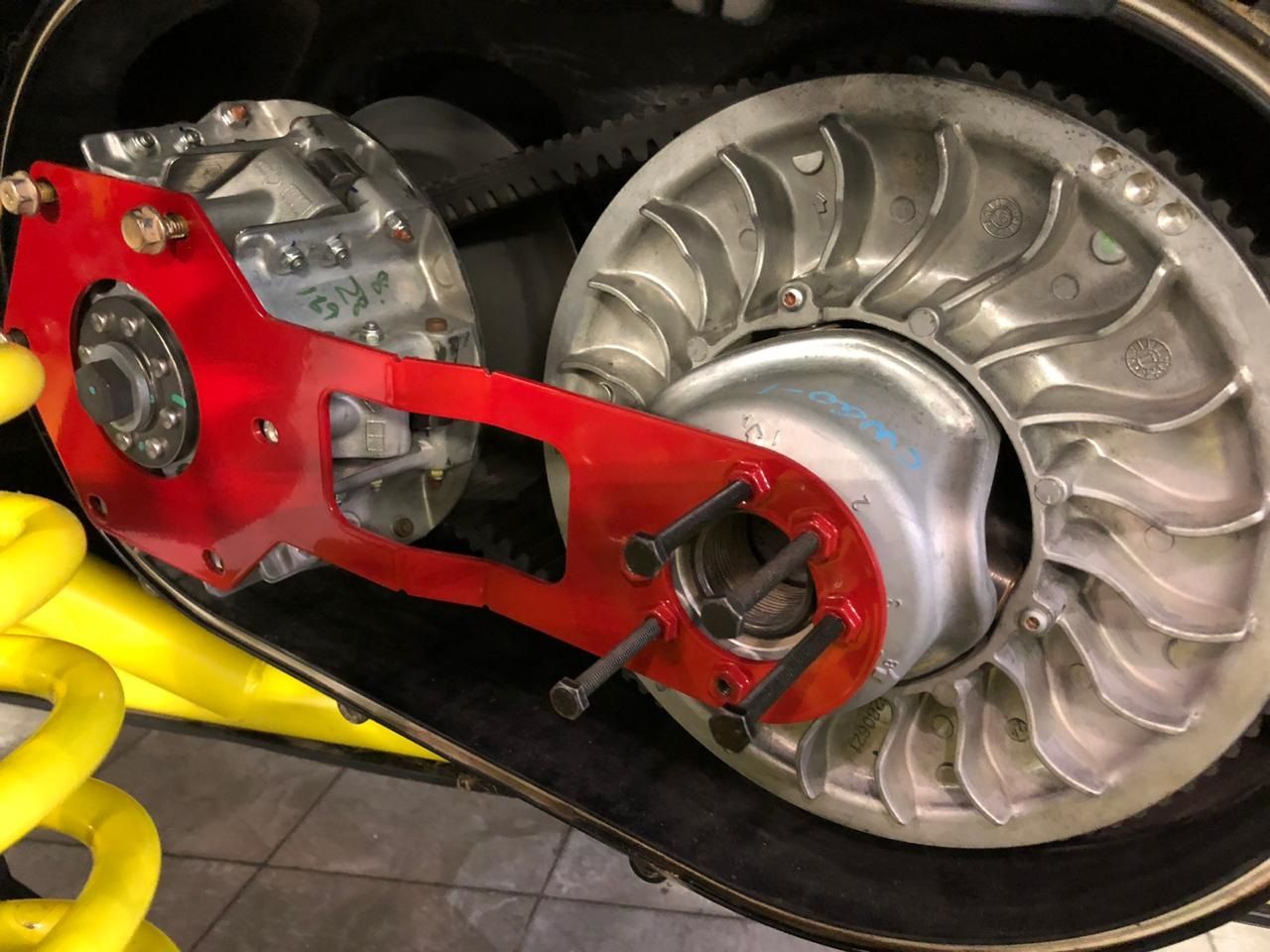 Купить съемник вариатора brp can-am maverick x3 по цене 3 870 р.. Низкие цены. Большой выбор. Доставка по всей России.  Интернет-магазин в Москве. Только положительные отзывы!