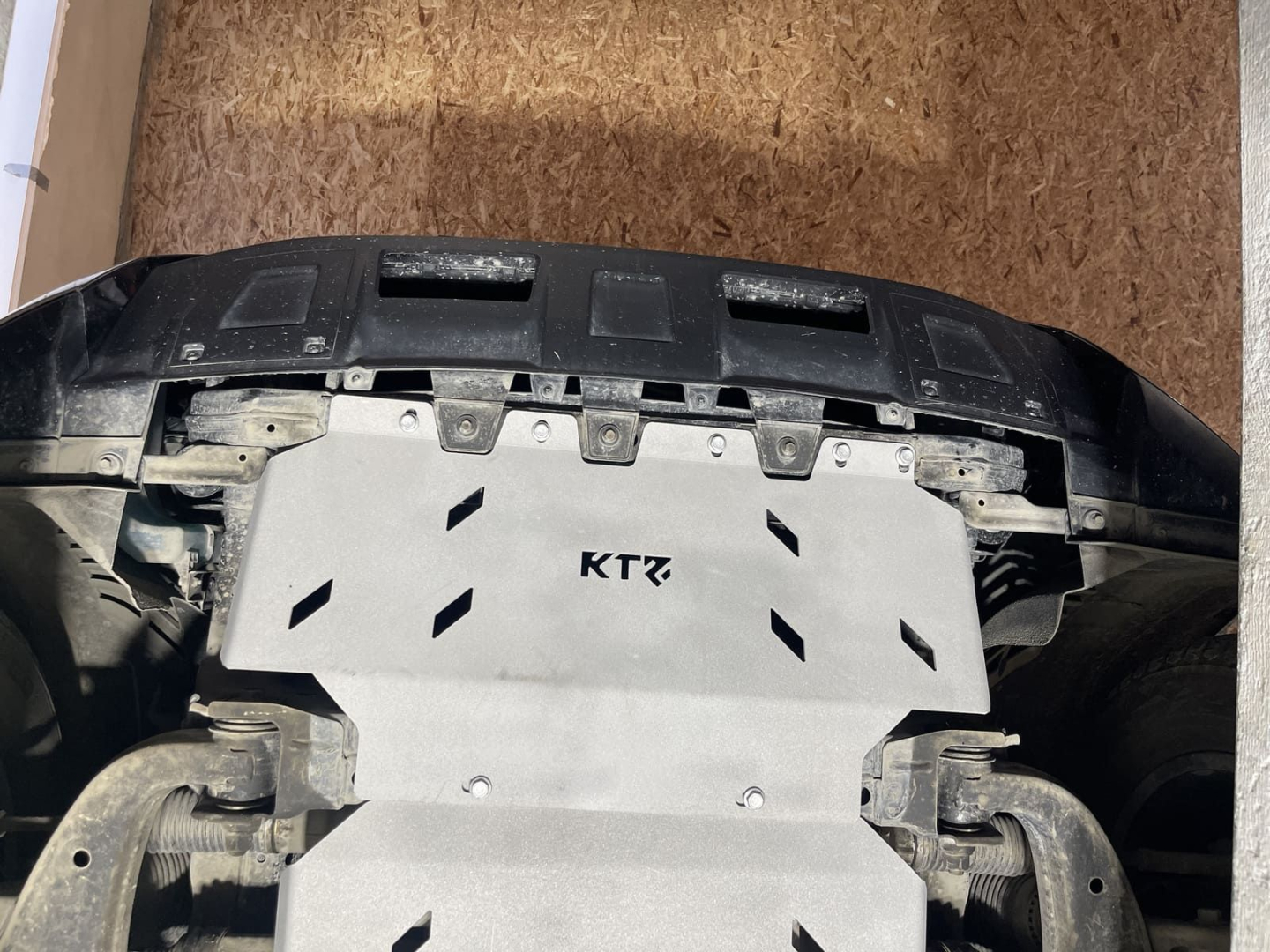 Защита радиатора для TANK 700 3.0 АКПП 4WD 2024+ алюминий 5 мм KTZ