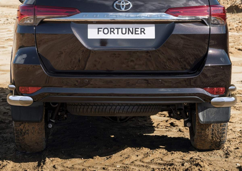 Защита заднего бампера d76+d42 Уголки Toyota Fortuner 2017- (R.5720.007) Rival
