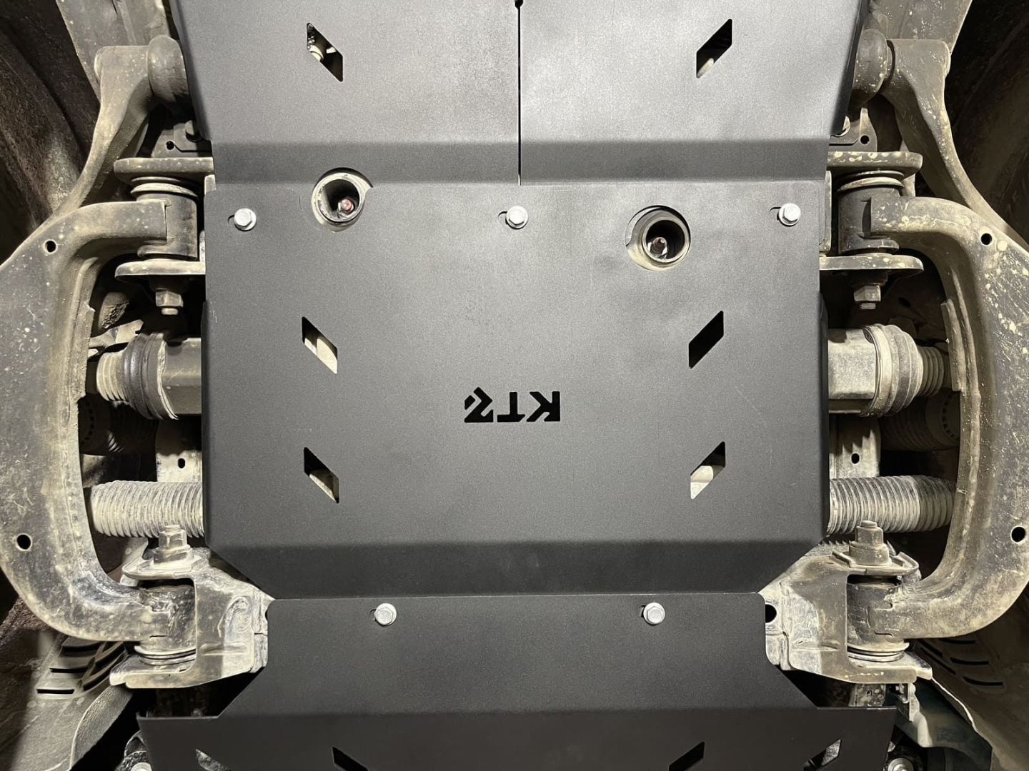 Защита картера TANK 700 3.0 АКПП 4WD 2024+ Сталь 3 мм KTZ