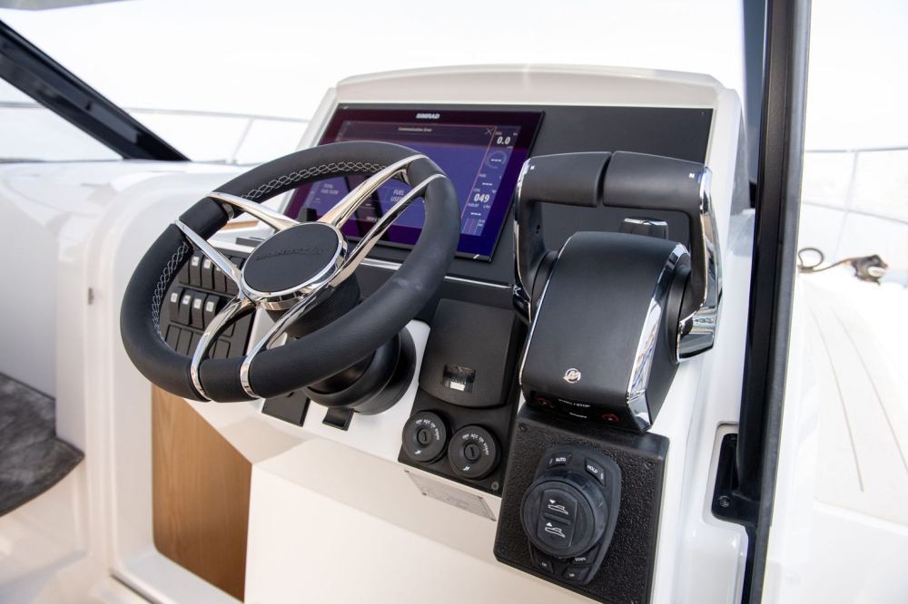 Купить катер grandezza 37 outboard по цене . Низкие цены. Большой выбор. Доставка по всей России. Интернет-магазин в Москве. Только положительные отзывы!