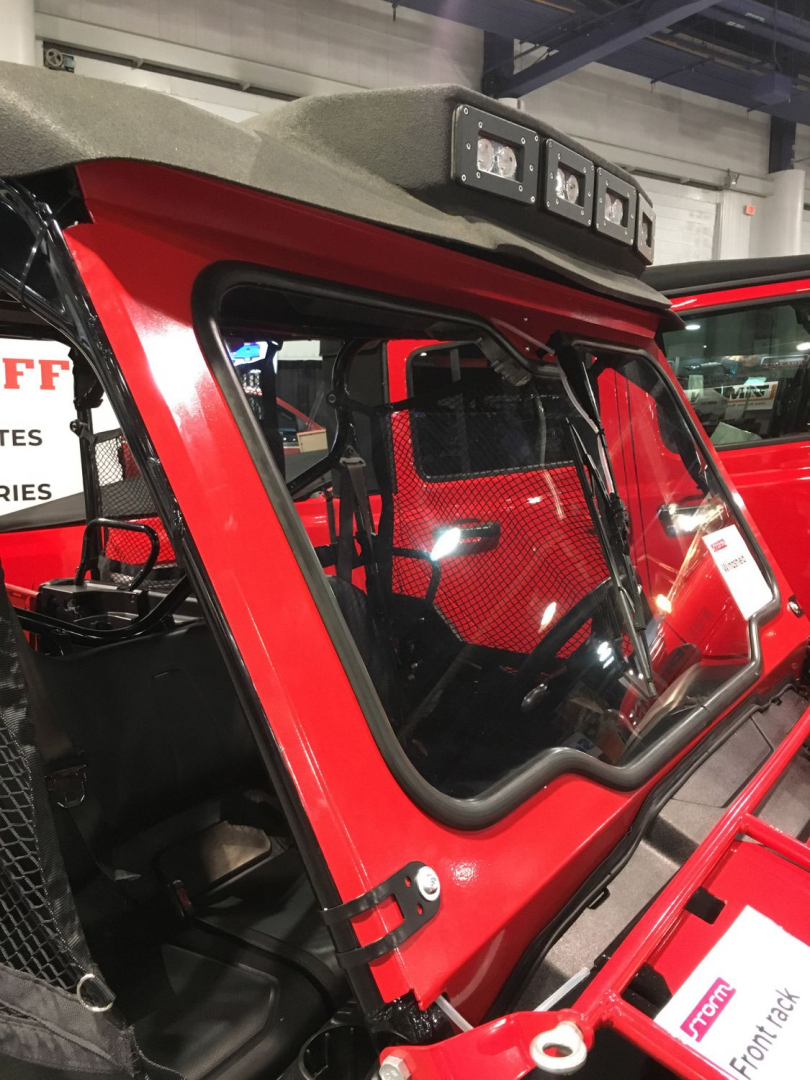 Купить лобовое стекло с дворником и омывателем honda pioneer 1000/1000-5 по цене 82 080 р.. Низкие цены. Большой выбор. Доставка по всей России.  Интернет-магазин в Москве. Только положительные отзывы!
