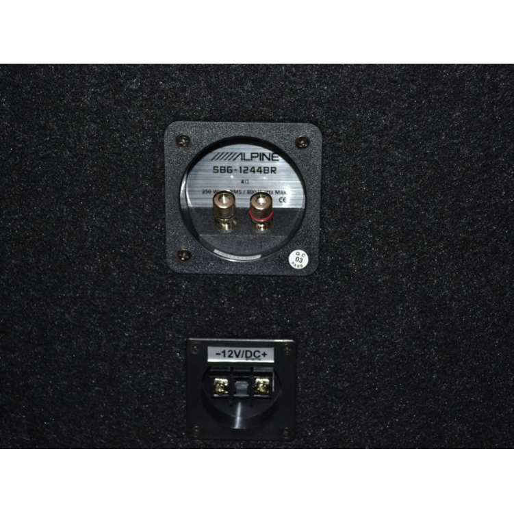 Автомобильный корпусной сабвуфер 12” (30 см) ALPINE SBG-1244BR