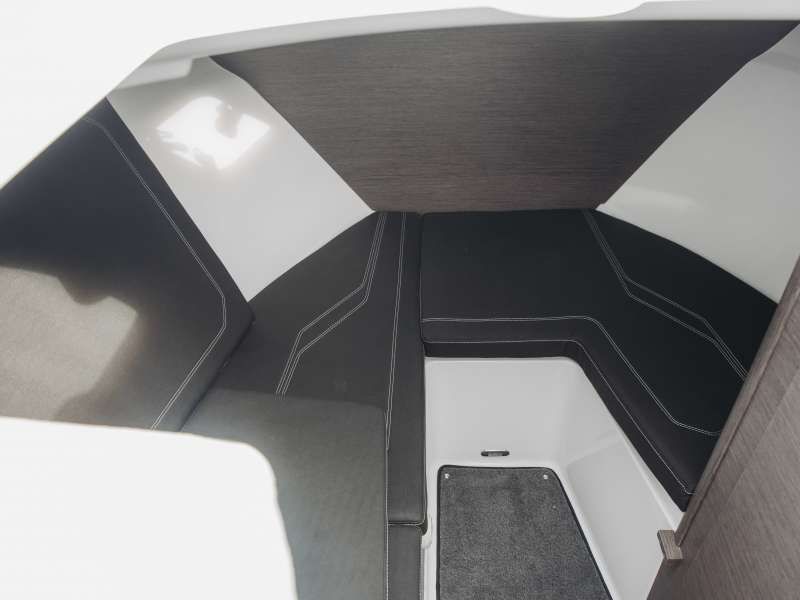 Купить катер феникс 700 cabin, белый по цене . Низкие цены. Большой выбор. Доставка по всей России. Интернет-магазин в Москве. Только положительные отзывы!