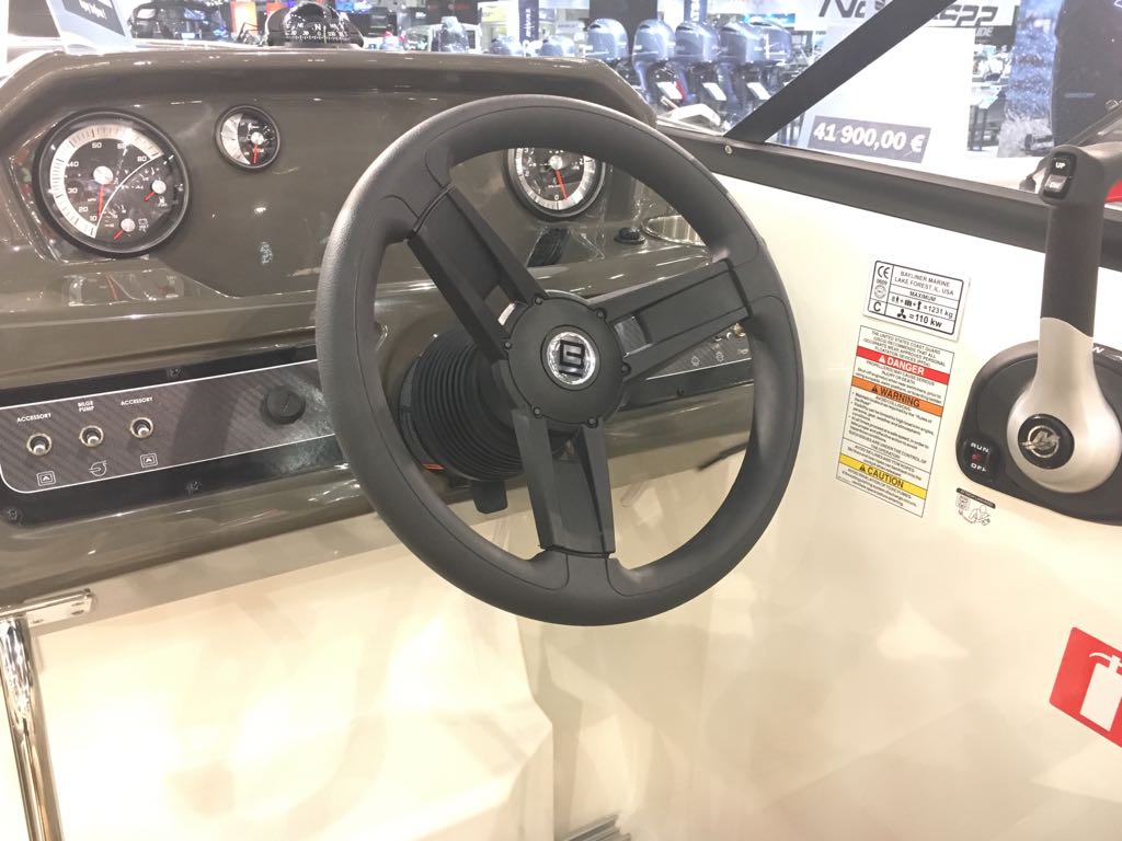 Купить штурвал модель "giazza" 3gza3521gu по цене 4 522 р. Низкие цены. Большой выбор. Доставка по всей России. Интернет-магазин в Москве. Только положительные отзывы!