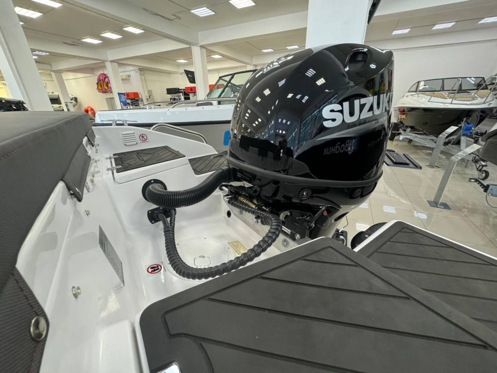 Купить катер victory 570 cruiser с мотором suzuki df140btl по цене . Низкие цены. Большой выбор. Доставка по всей России. Интернет-магазин в Москве. Только положительные отзывы!