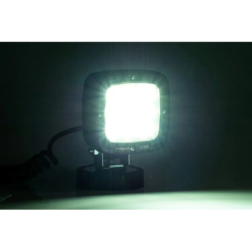 Купить светодиодная фара рабочего света fristom ft-063 led mag m30 на магните с проводом в прикуриватель 3 м по цене . Низкие цены. Большой выбор. Доставка по всей России. Интернет-магазин в Москве. Только положительные отзывы!