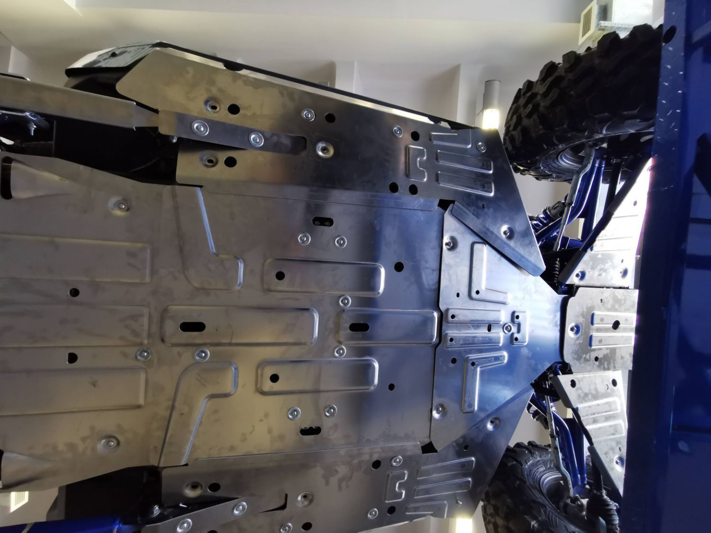 Купить защита днища polaris rzr pro xp по цене 72 960 р.. Низкие цены. Большой выбор. Доставка по всей России.  Интернет-магазин в Москве. Только положительные отзывы!