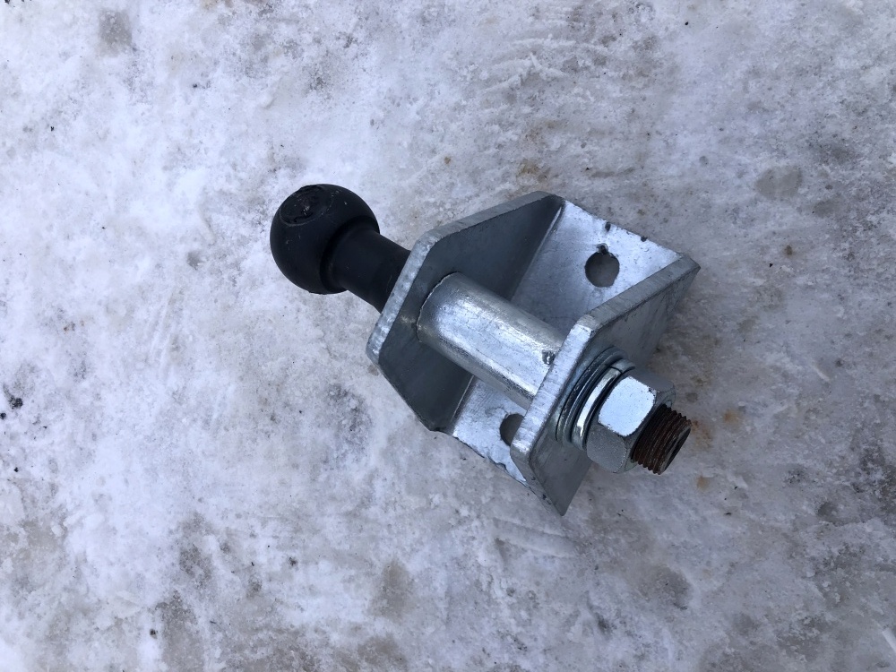 Шар фланцевый фаркоп на болтах ТР-136-01 для квадроцикла по низкой цене в Москве. Можете купить недорого и в наличии!Всего 1 950 р.