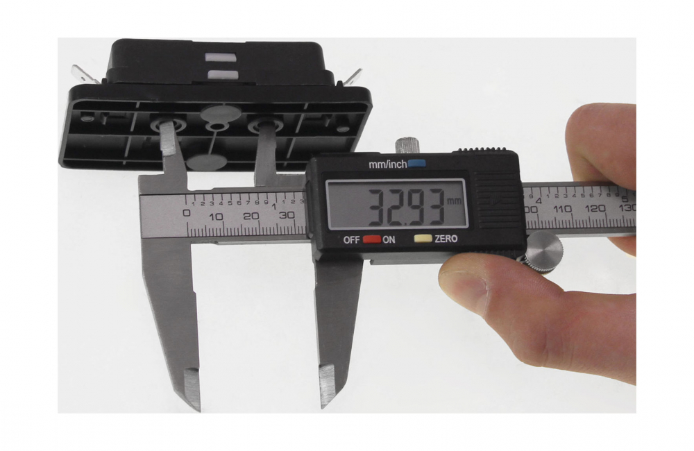 Купить блок на 4 предохранителя atp/atc/ato с крышкой по цене  Низкие цены. Большой выбор. Доставка по всей России. Интернет-магазин в Москве. Только положительные отзывы!