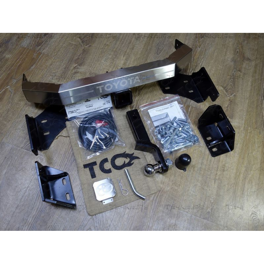 Купить фаркоп toyota fortuner trd 2017- tcu00243 тсс по цене  Низкие цены. Большой выбор. Доставка по всей России. Интернет-магазин в Москве. Только положительные отзывы!