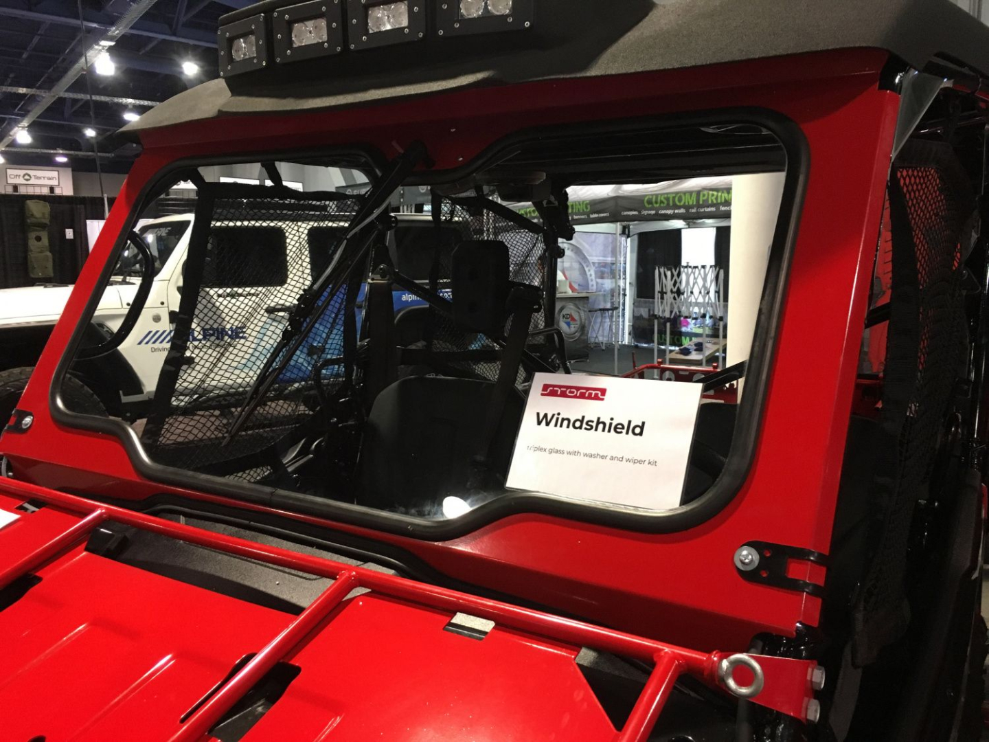 Купить лобовое стекло с дворником и омывателем honda pioneer 1000/1000-5 по цене 82 080 р.. Низкие цены. Большой выбор. Доставка по всей России.  Интернет-магазин в Москве. Только положительные отзывы!