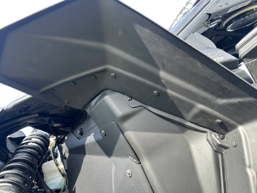 Купить расширители арок brp maverick x3 комбо по цене 16 800 р.. Низкие цены. Большой выбор. Доставка по всей России.  Интернет-магазин в Москве. Только положительные отзывы!