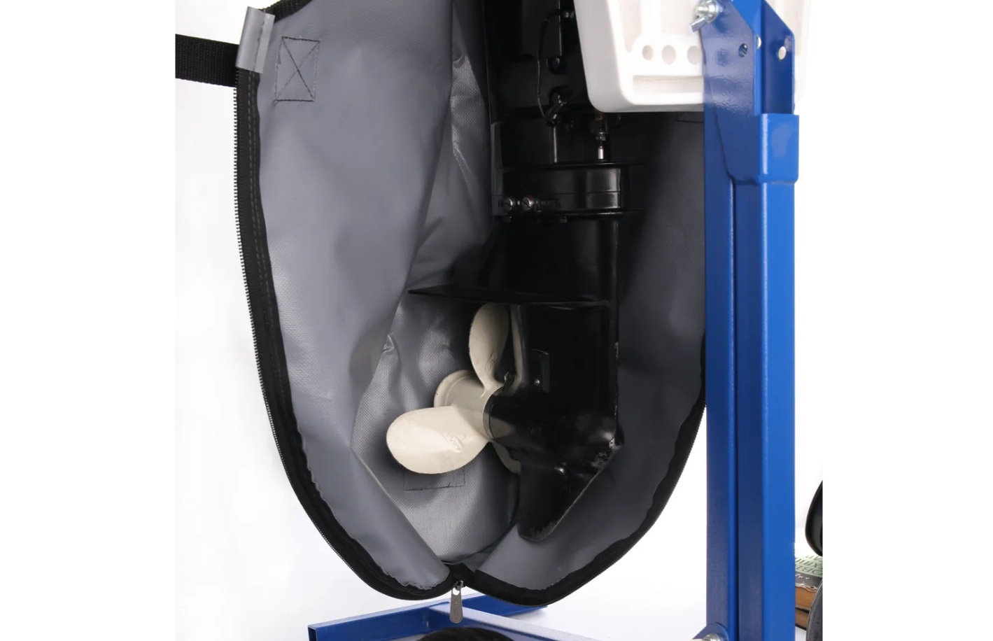 Купить чехол spass транспортировочный для моторов от 4 до 9,8 л.с. по цене 2 100 р. Низкие цены. Большой выбор. Доставка по всей России. Интернет-магазин в Москве. Только положительные отзывы!