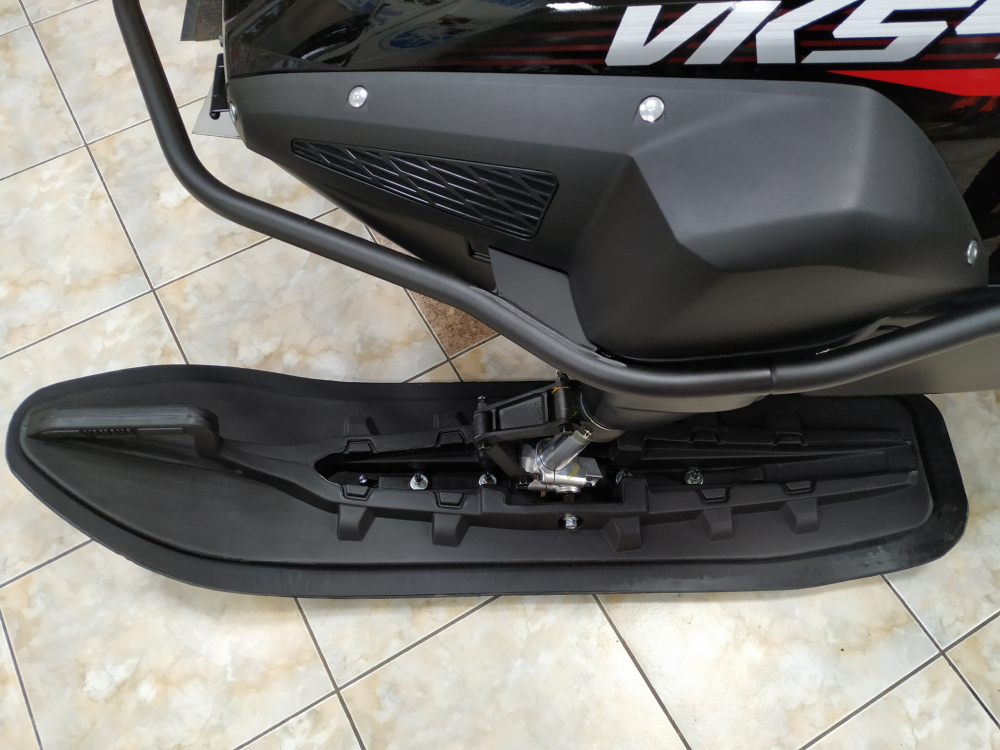 Накладка на лыжу №12 Yamaha Viking VK 540 для снегохода по низкой цене в Москве. Можете купить недорого пластиковые накладки с доставкой по РФ. В наличии!Всего 1 208 р.