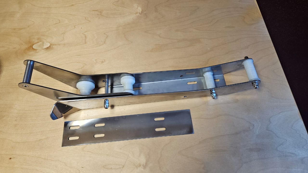 Купить роульс якорный нержавеющий спэв феникс 560 по цене 17 000 р. Низкие цены. Большой выбор. Доставка по всей России. Интернет-магазин в Москве. Только положительные отзывы!